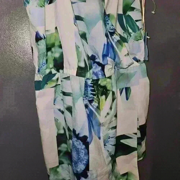 CeCe Womans Romper Size 10 - Picture 2 of 14